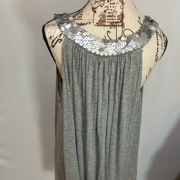 MICHAEL Michael Kors Gray Sequin Sleeveless Top. Large - Picture 6 of 8